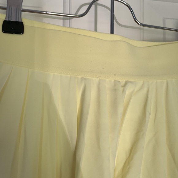 Tennis Skirt - Picture 4 of 4